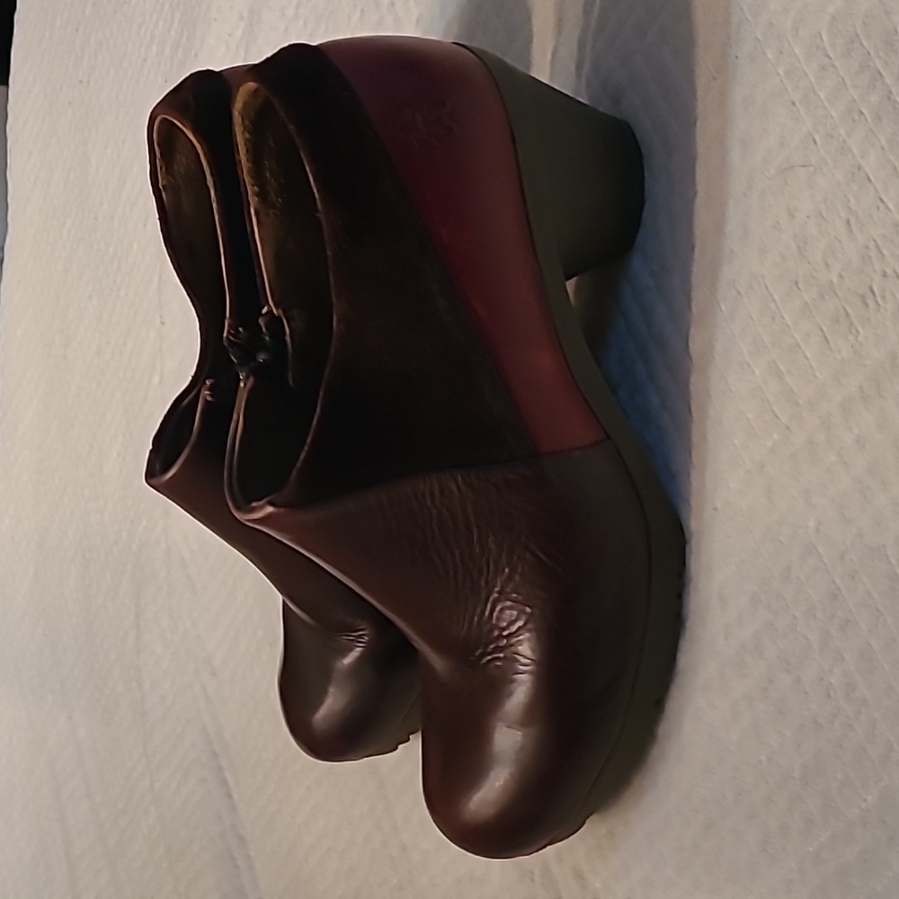 Fly London Brown/Red Zip Up Bootie, Size 39, US 8, 8.5 - Picture 3 of 9